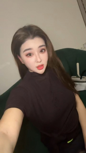 YK丽娜的照片