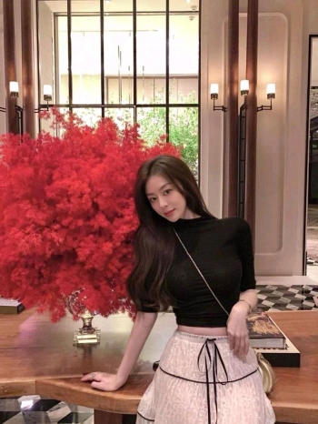 蜜桃女人的照片