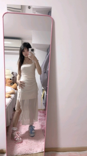 小啊俐俐的照片