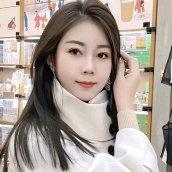 清纯女孩的照片