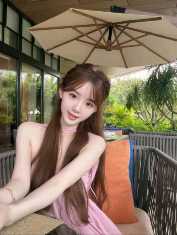 柠檬女的照片