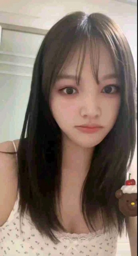 朱丝丝的照片