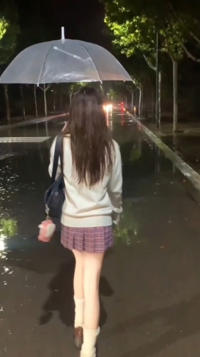 小羽涵的照片