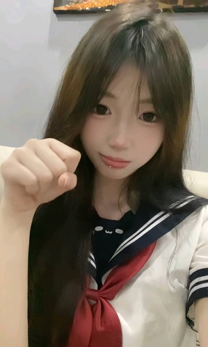 李安诺的照片