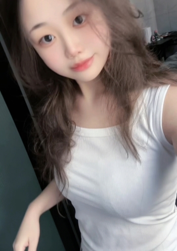 妮妮nrt的照片
