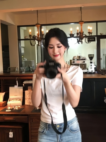 李诺姐姐的照片