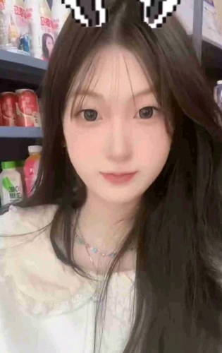 梦梦在无聊的照片