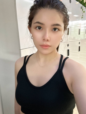 殆殆的照片