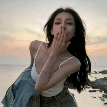 梅宝宝的照片