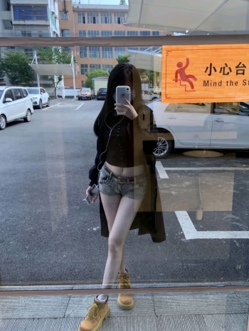 云悠悠的照片