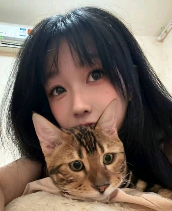 丫头雯雯的照片
