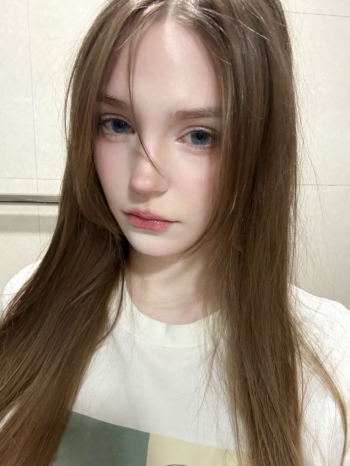 安.娜的照片