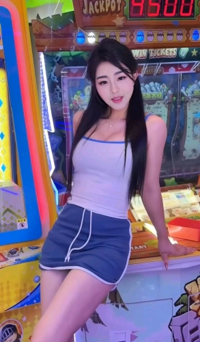 于彤的照片