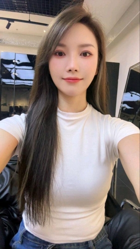 凌琳的照片