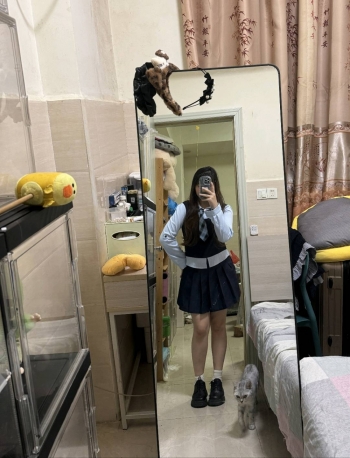 小怪同学的照片