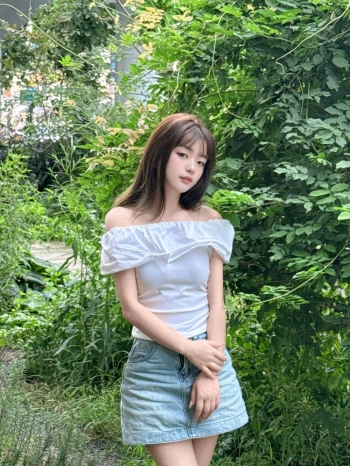 妮妮倪妮的照片