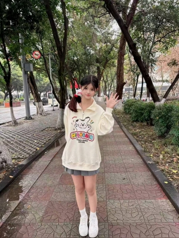 锦鲤附体小妹崽的照片
