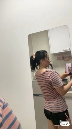 成年人的不容易的照片