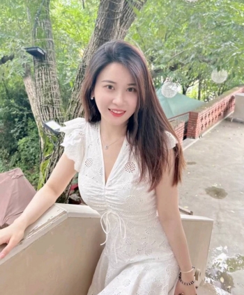 玲玲姐姐的照片