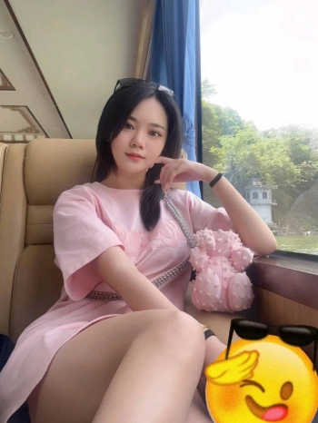 洛小西的照片