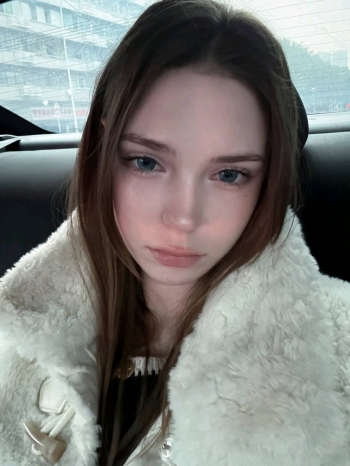 安.娜的照片