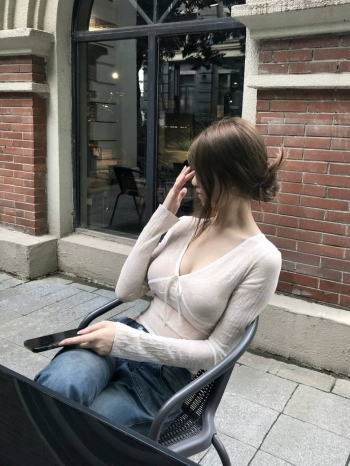 阿娜依的照片