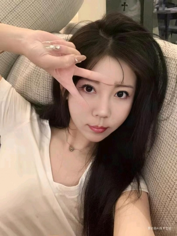 清纯女孩的照片