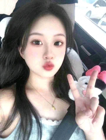 李咳咳的照片