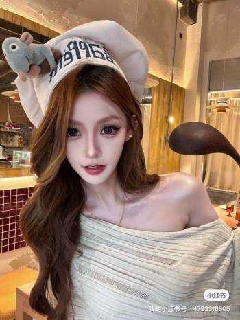 别碰我齐刘海的照片