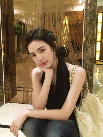 Lbubu的照片