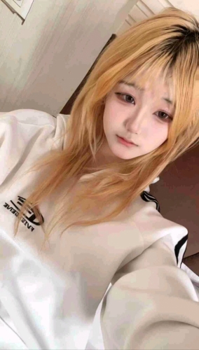 李云朵的照片