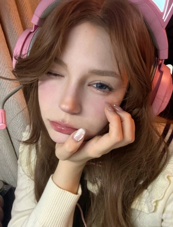 安.娜的照片
