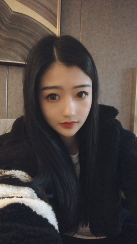 安芷沫的照片