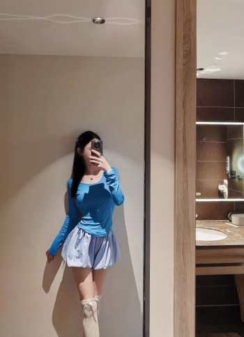 笑笑很爱笑的照片