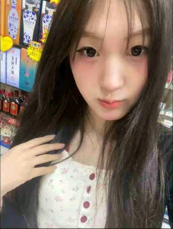 梦梦在无聊的照片