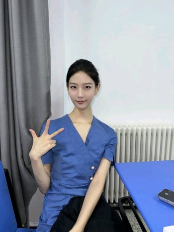 婷婷纸妹的照片