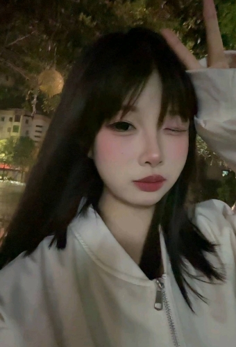安晓妍的照片