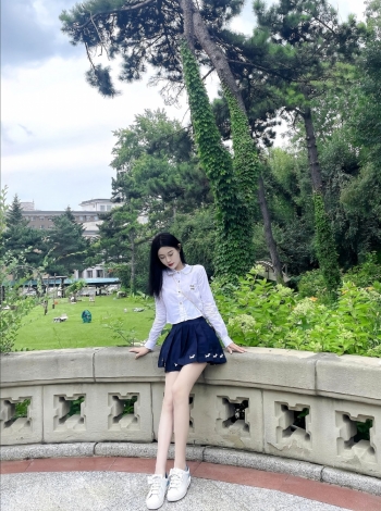 笑笑很爱笑的照片