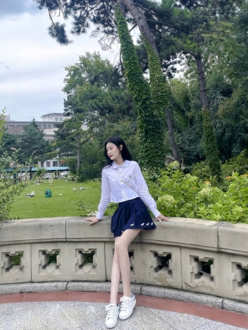 笑笑很爱笑的照片