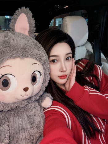 小妮子6666的照片