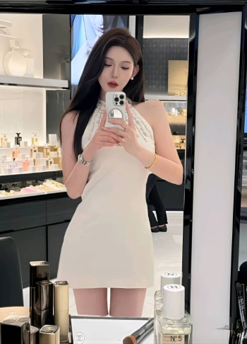 媛媛爱美丽的照片