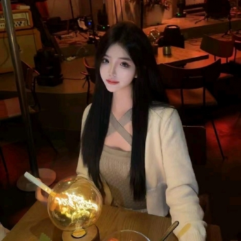 梅宝宝的照片