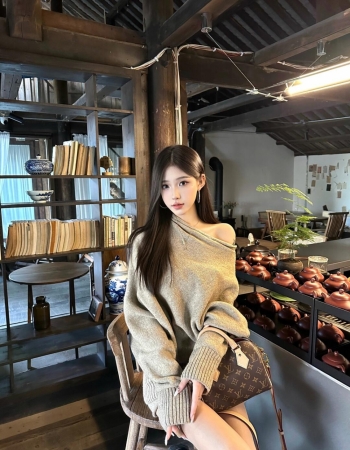 小C奈奈的照片