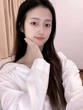锦鲤附体小妹崽的照片