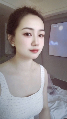 小江江的照片