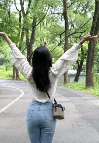 莉莉酱的照片