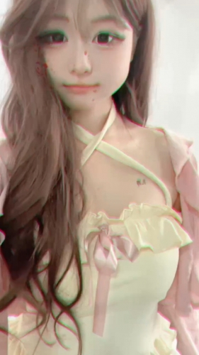 爱丽娜的照片