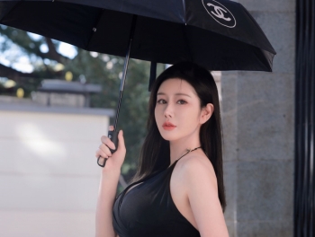 韩楠汐小卡戴珊的照片