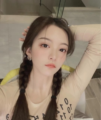 许婉儿的照片