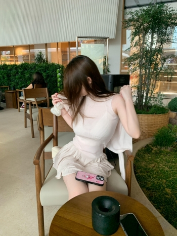 猫系女友的照片